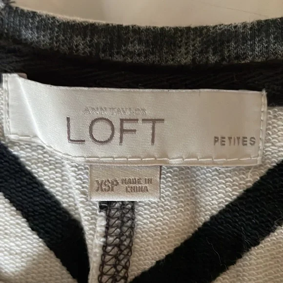 Ann Taylor Loft Beach Cover Up Size XS petite - Picture 3 of 8